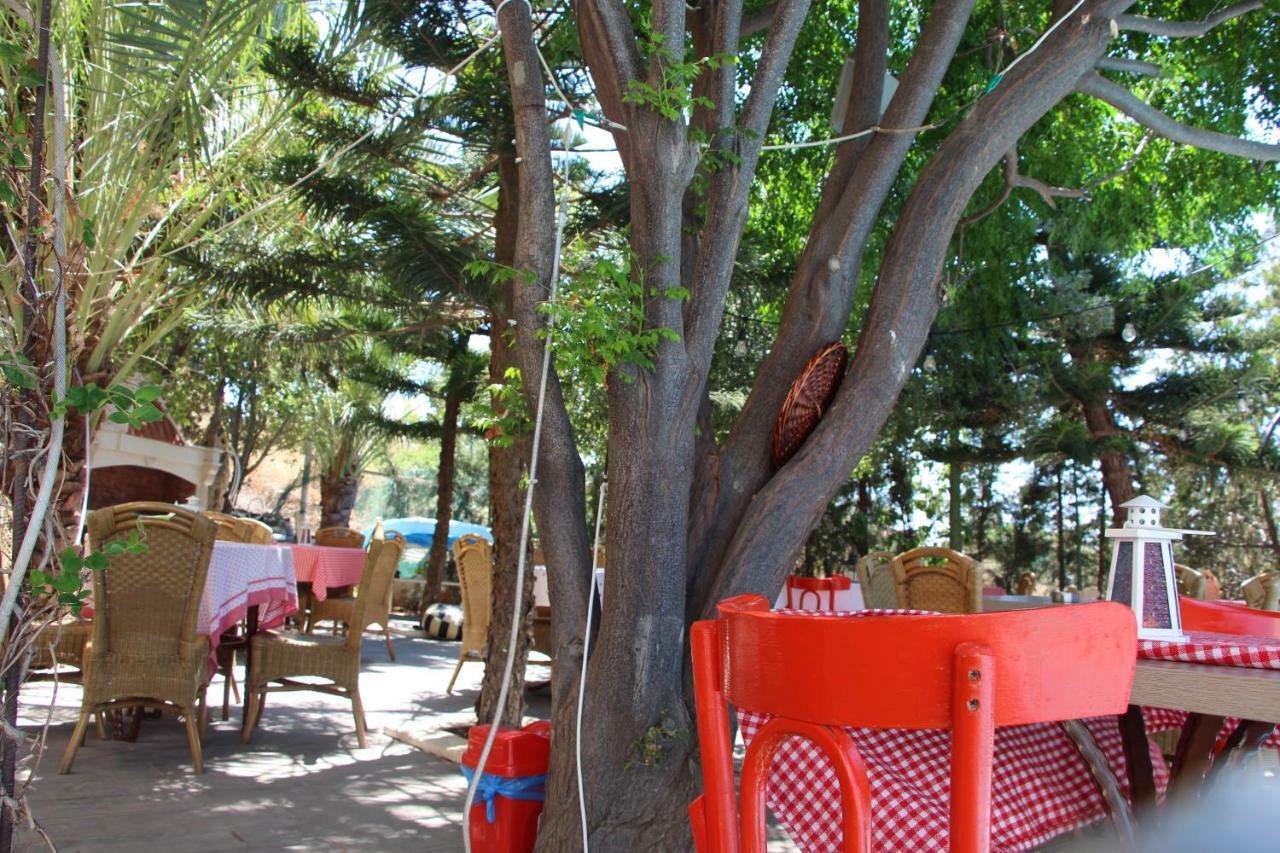 Luna Motel Naqoura Exterior photo